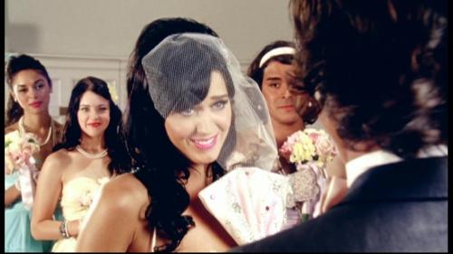 Katy-Perry-Hot-n-Cold 006