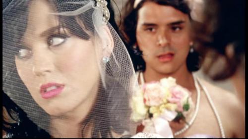 Katy-Perry-Hot-n-Cold 020