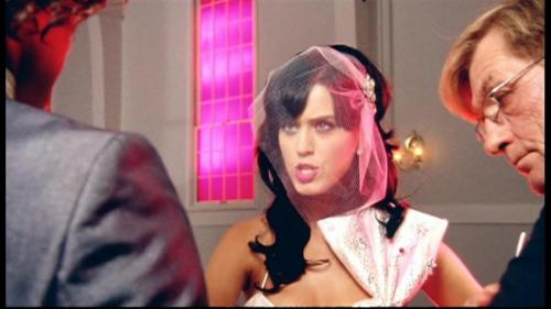 Katy-Perry-Hot-n-Cold 024
