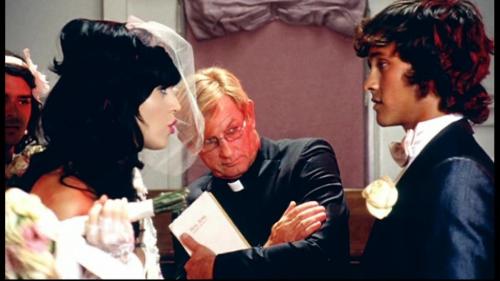 Katy-Perry-Hot-n-Cold 033