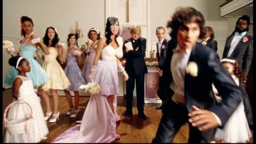 Katy-Perry-Hot-n-Cold 046