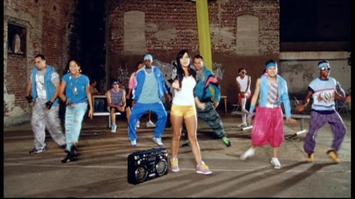 Katy-Perry-Hot-n-Cold 111