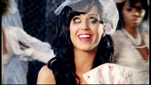 Katy-Perry-Hot-n-Cold 119