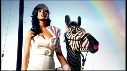 Hot n Cold- Music Video Screen Captures
