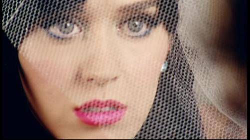 Katy-Perry-Hot-n-Cold 141