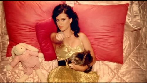 Katy-Perry-I-Kissed-a-Girl 014
