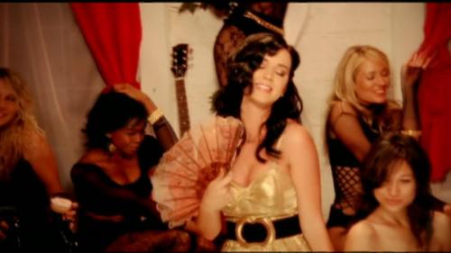 Katy-Perry-I-Kissed-a-Girl 054