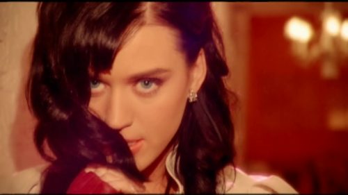 Katy-Perry-I-Kissed-a-Girl 077