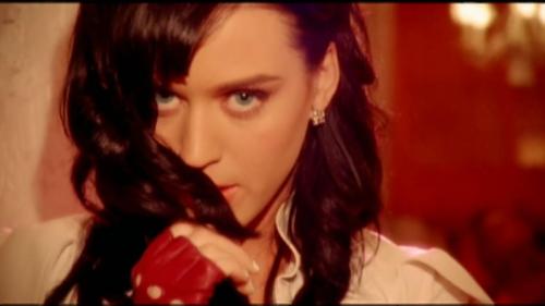Katy-Perry-I-Kissed-a-Girl 078