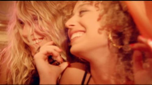 Katy-Perry-I-Kissed-a-Girl 081