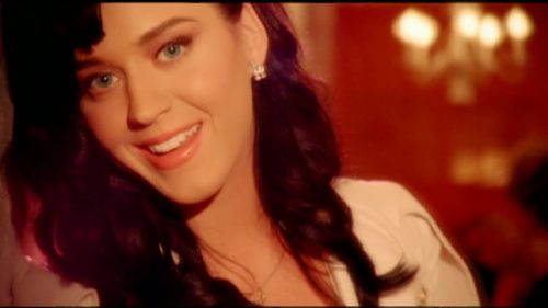 Katy-Perry-I-Kissed-a-Girl 082