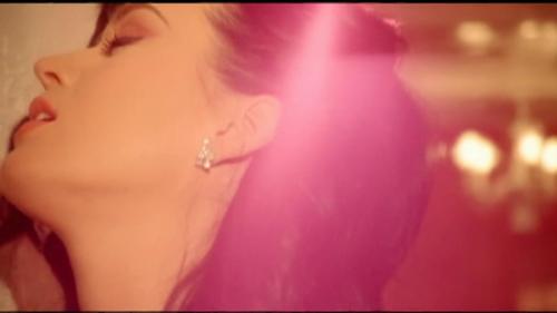 Katy-Perry-I-Kissed-a-Girl 089