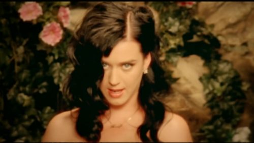 Katy-Perry-I-Kissed-a-Girl 097