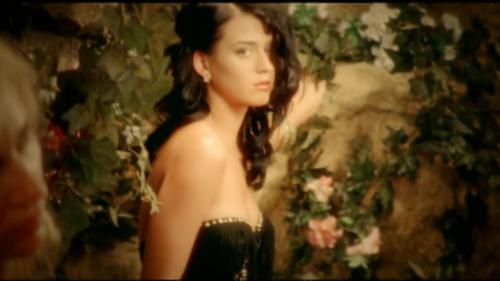 Katy-Perry-I-Kissed-a-Girl 102