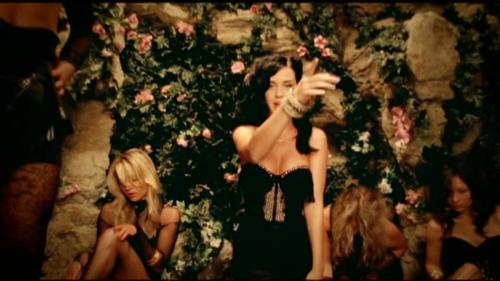 Katy-Perry-I-Kissed-a-Girl 109