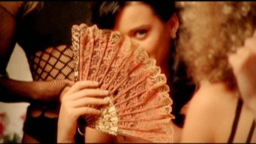 Katy-Perry-I-Kissed-a-Girl 127