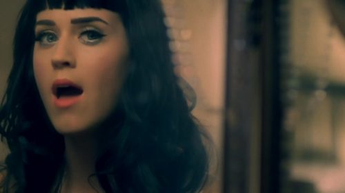 Katy-Perry-Thinking-of-you 014