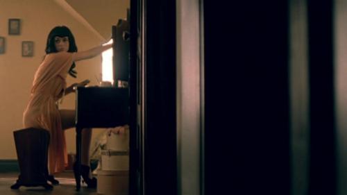 Katy-Perry-Thinking-of-you 018