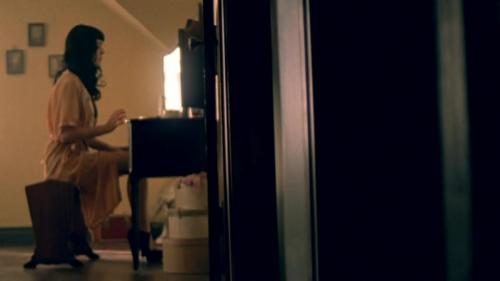 Katy-Perry-Thinking-of-you 020