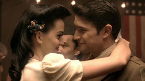 Katy-Perry-Thinking-of-you 107