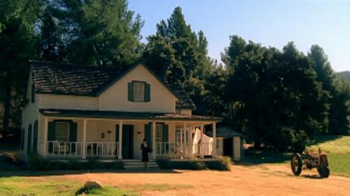 Katy-Perry-Thinking-of-you 161