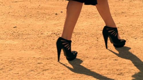 Katy-Perry-Thinking-of-you 170