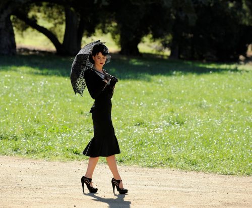 Katy-Perry-Thinking-of-You-034