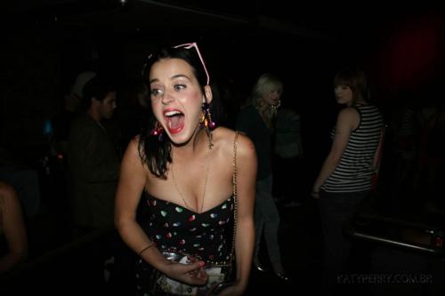 Katy-Perry-Ur-So-Gay 019