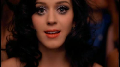 Katy-Perry-Waking-up-in-Vegas 025