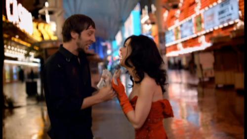 Katy-Perry-Waking-up-in-Vegas 026