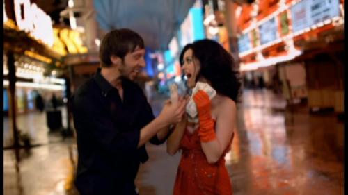 Katy-Perry-Waking-up-in-Vegas 027