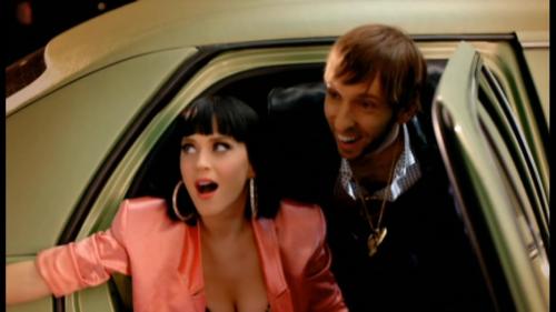 Katy-Perry-Waking-up-in-Vegas 039