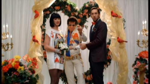 Katy-Perry-Waking-up-in-Vegas 045