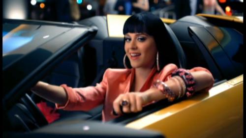 Katy-Perry-Waking-up-in-Vegas 055