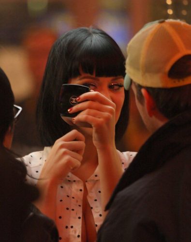 Katy-Perry-Waking-up-in-Vegas-BTS-026