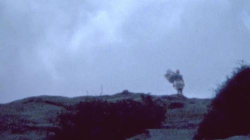 Katy-Perry-Daisies-067