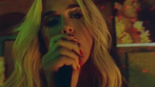 Katy-Perry-Harleys-in-Hawaii-030