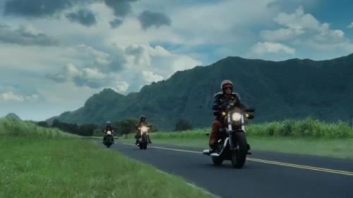 Katy-Perry-Harleys-in-Hawaii-063