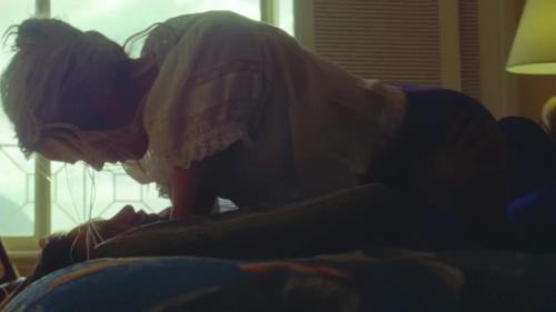 Katy-Perry-Harleys-in-Hawaii-106