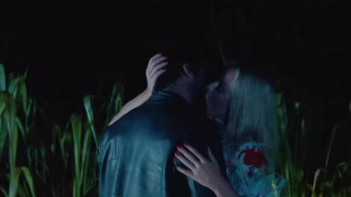 Katy-Perry-Harleys-in-Hawaii-118