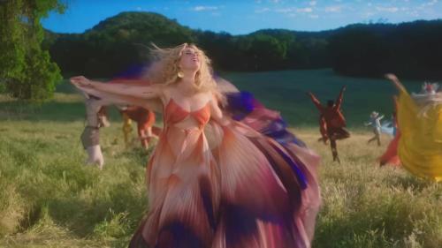 Katy-Perry-Never-Really-Over-136