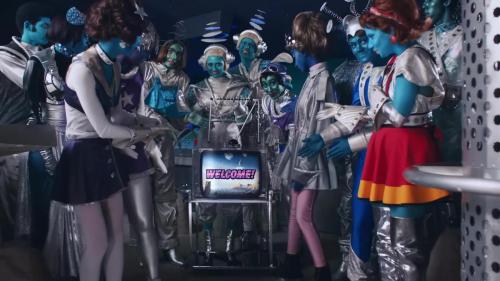 Katy-Perry-Not-The-End-of-the-World-024