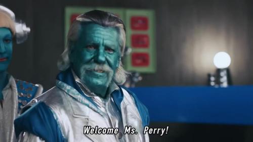 Katy-Perry-Not-The-End-of-the-World-037