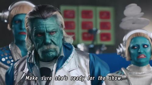 Katy-Perry-Not-The-End-of-the-World-043