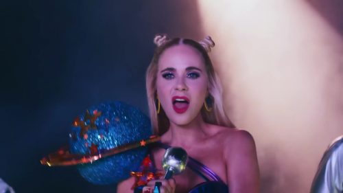 Katy-Perry-Not-The-End-of-the-World-079