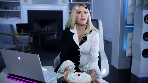 Katy-Perry-Smile-012