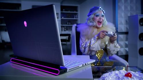 Katy-Perry-Smile-060
