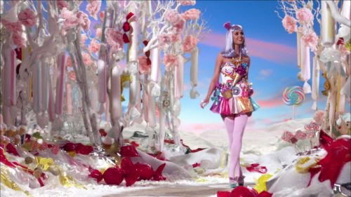 Katy-Perry-Snoop-Dog-California-Gurls 007