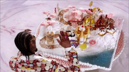 Katy-Perry-Snoop-Dog-California-Gurls 075