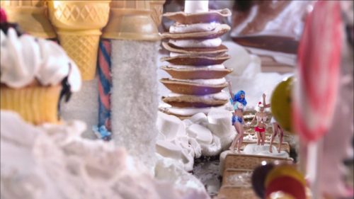 Katy-Perry-Snoop-Dog-California-Gurls 089